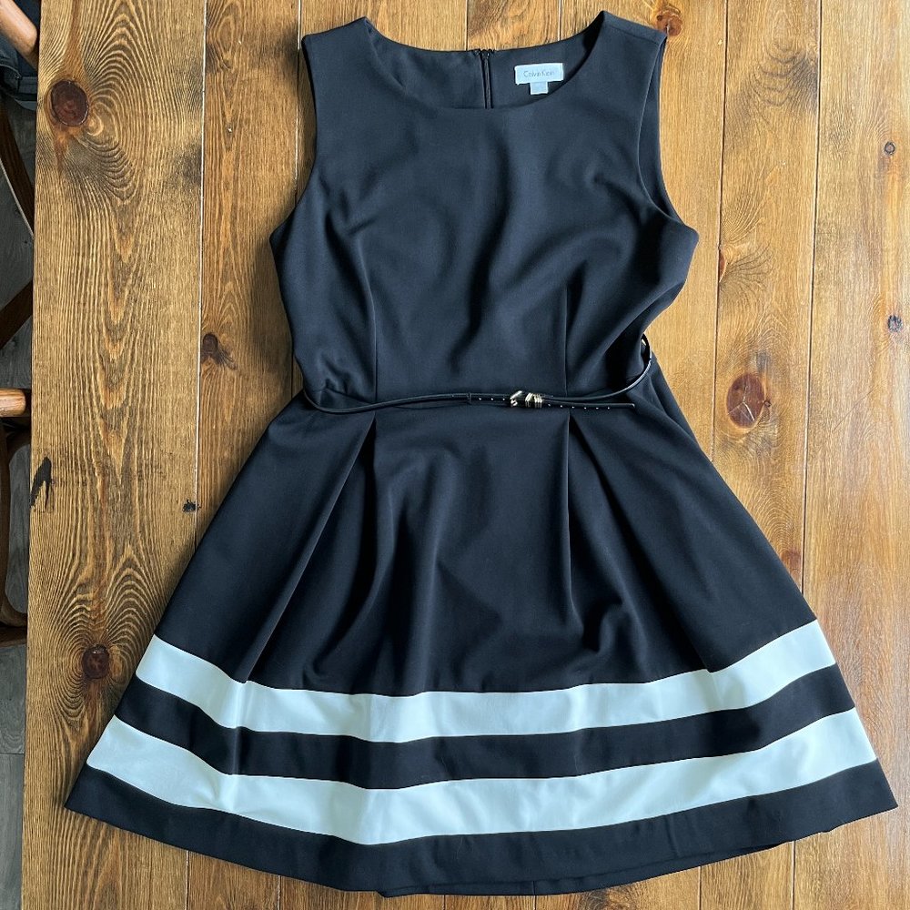 CALVIN KLEIN | Black Dress